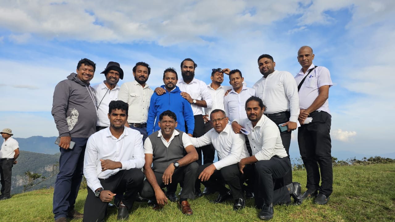 NuwaraEliya Bus Tour